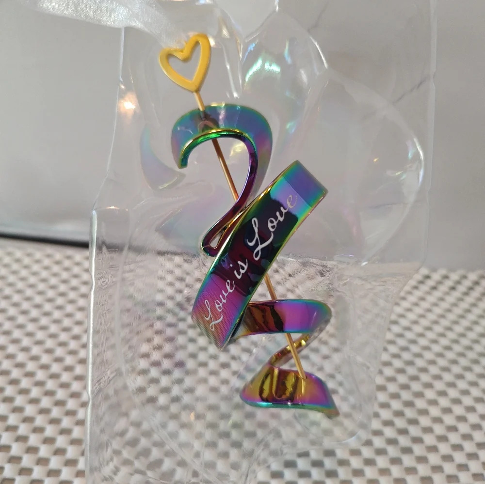 Hallmark Keepsake Christmas Ornament Love is Love 2021